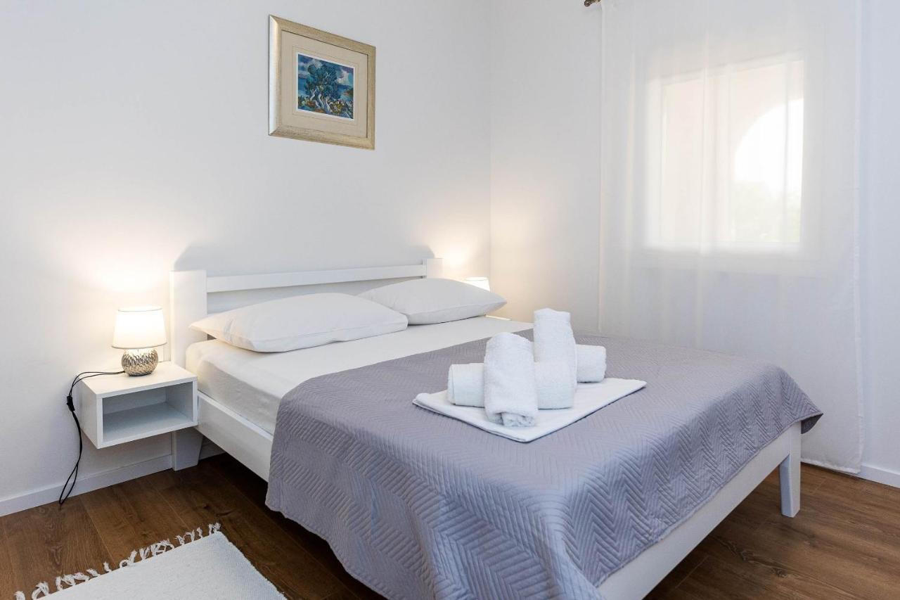 Apartments With A Parking Space Crikvenica - 5589 ภายนอก รูปภาพ