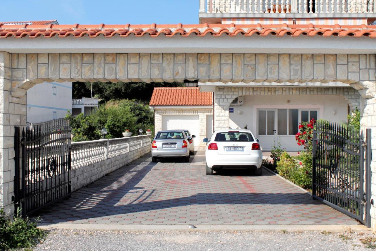 Apartments With A Parking Space Crikvenica - 5589 ภายนอก รูปภาพ