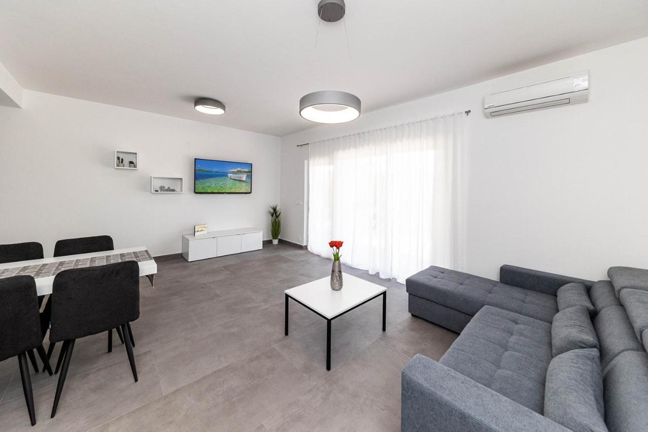 Apartments With A Parking Space Crikvenica - 5589 ภายนอก รูปภาพ